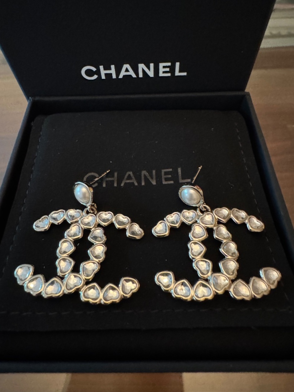 Super Rare New Chanel CC Logo Heart Shaped Crystal Large Dropped Earrings